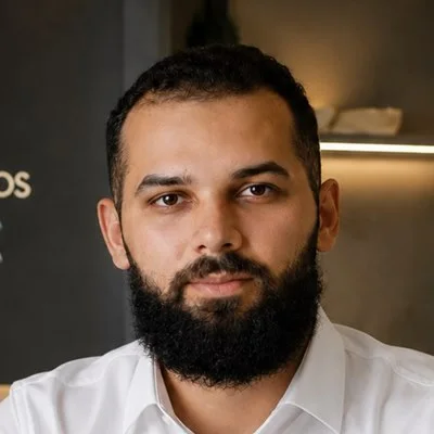Dr. Jandrio Campos